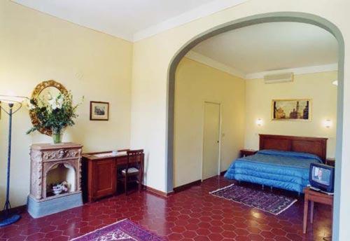 Bellevue House Affittacamere Firenze Bagian luar foto