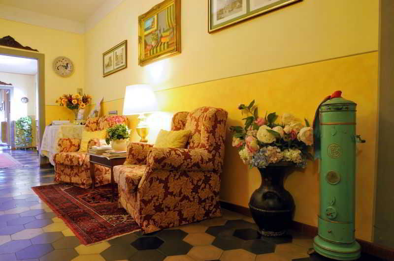 Bellevue House Affittacamere Firenze Bagian luar foto